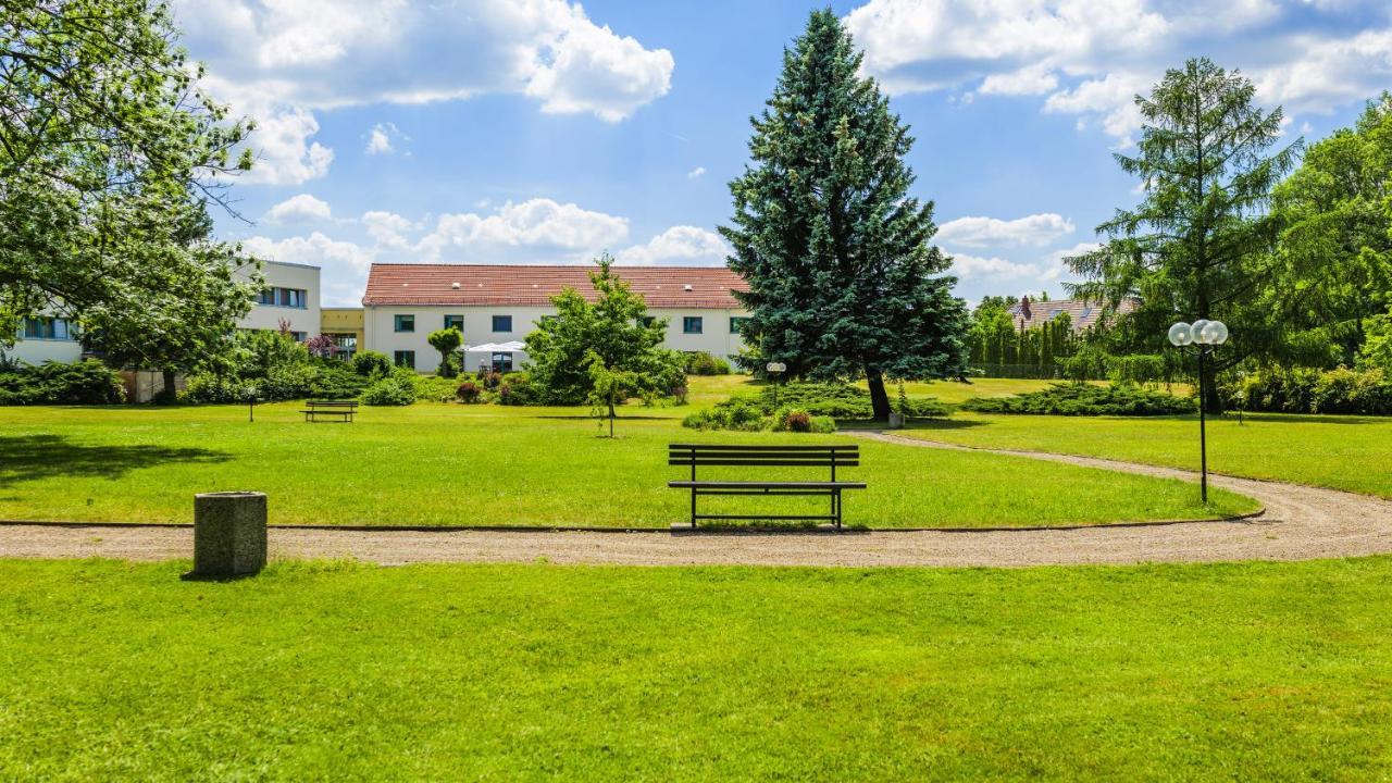 Seepark Hotel Am Wandlitzsee Exterior foto